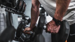 筋トレで同じ部位を毎日やっていい？理想の頻度と回復期間を徹底解説